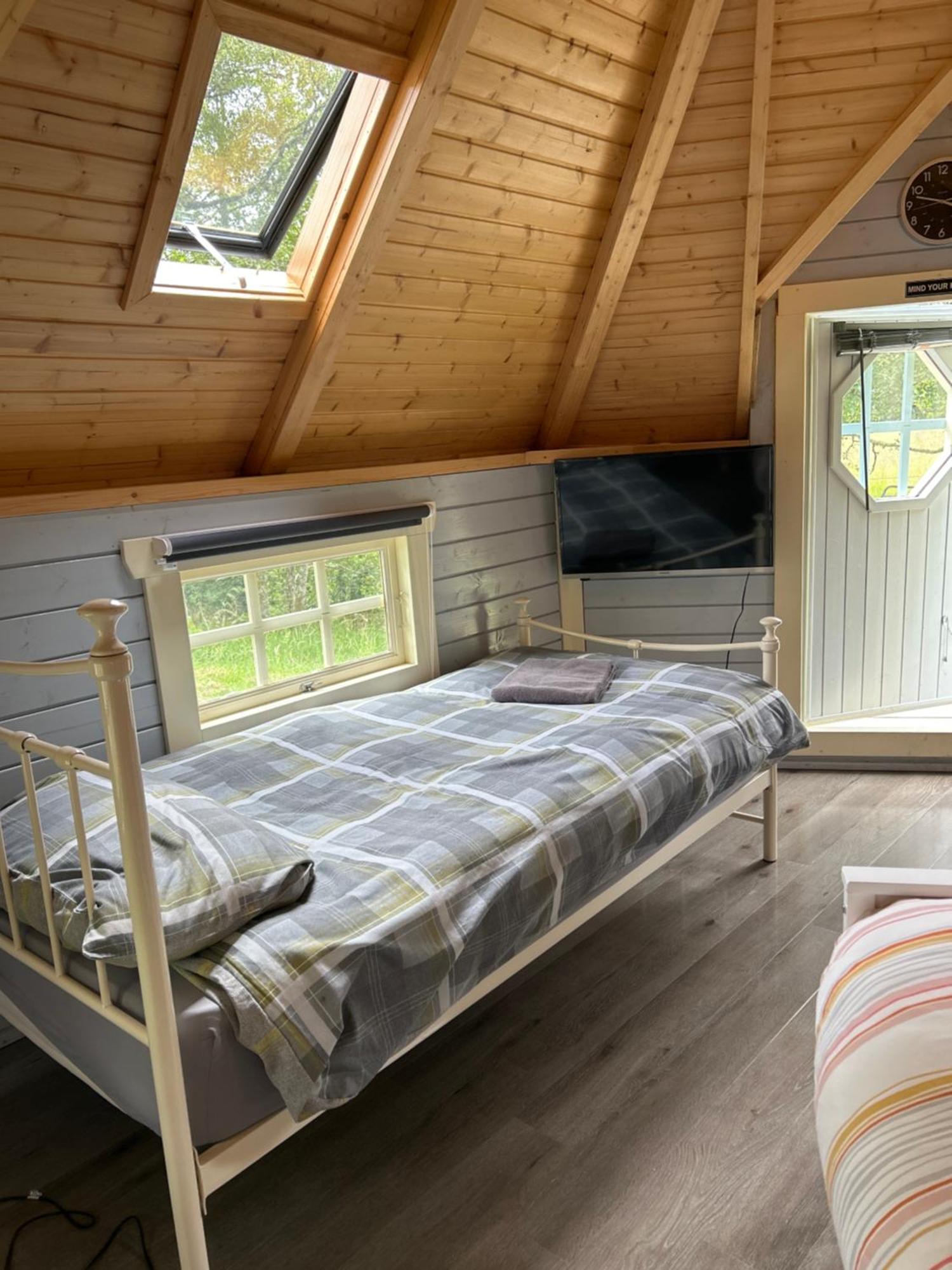 1Lochness Glam Lodges Inverness Kültér fotó